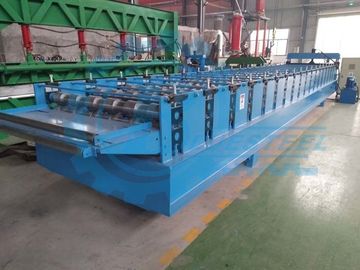 0.3-0.8mm ضخامت فلز سقف رول ماشین 8-15m/min سرعت شکل گیری ±2mm قطع تحمل